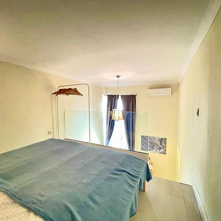 Pearl Lux Residency - Finn Sauna & Steam Room บูดาเปสต์ ภายนอก รูปภาพ
