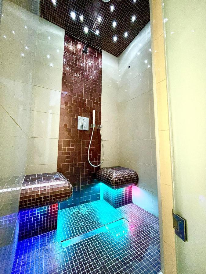 Pearl Lux Residency - Finn Sauna & Steam Room บูดาเปสต์ ภายนอก รูปภาพ