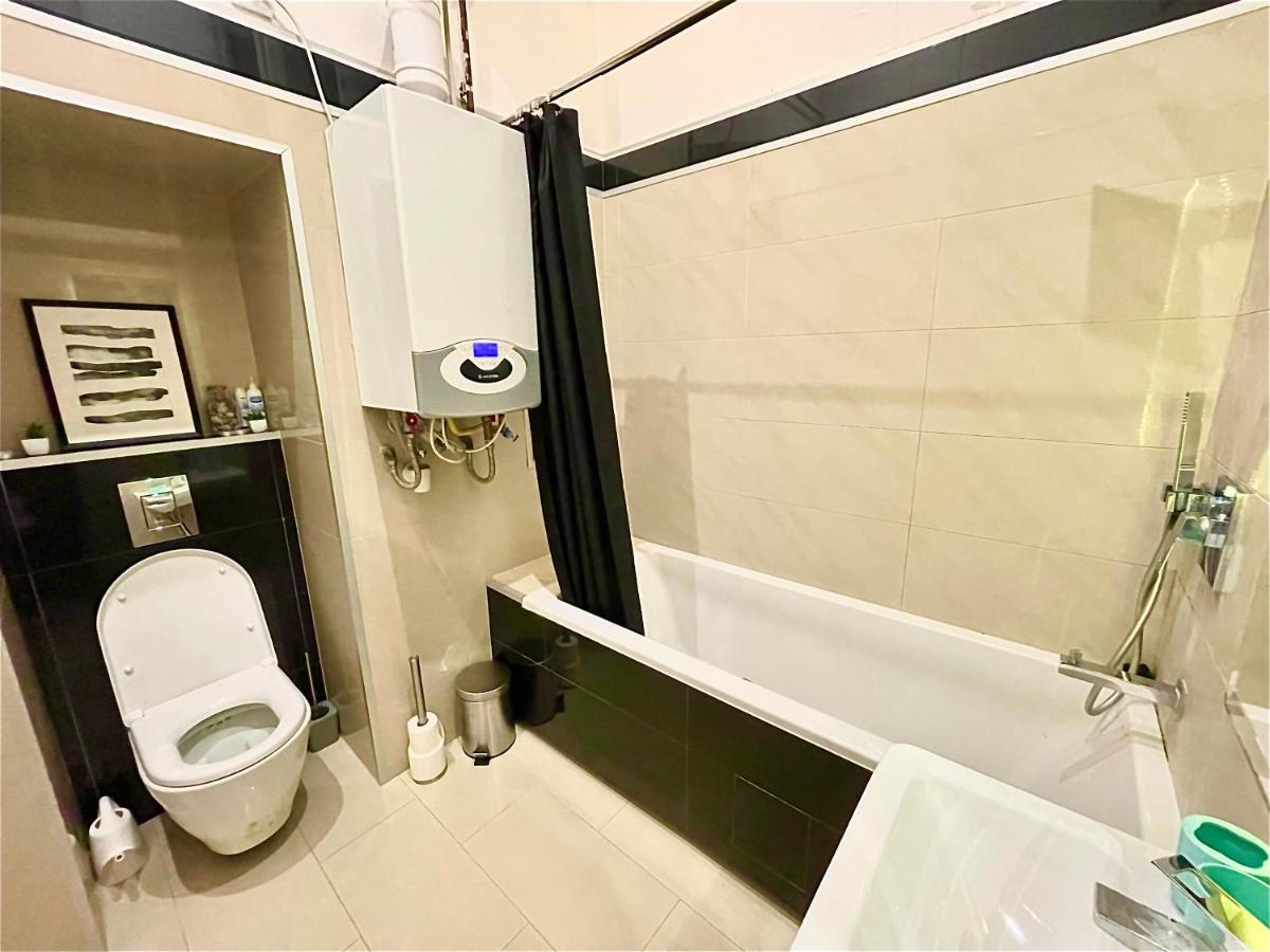 Pearl Lux Residency - Finn Sauna & Steam Room บูดาเปสต์ ภายนอก รูปภาพ